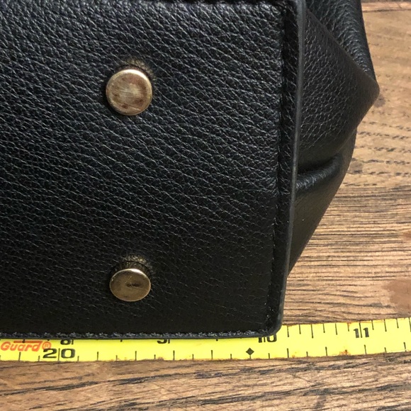 Vegan Leather Purse in Pristine Condition!! - Picture 10 of 12